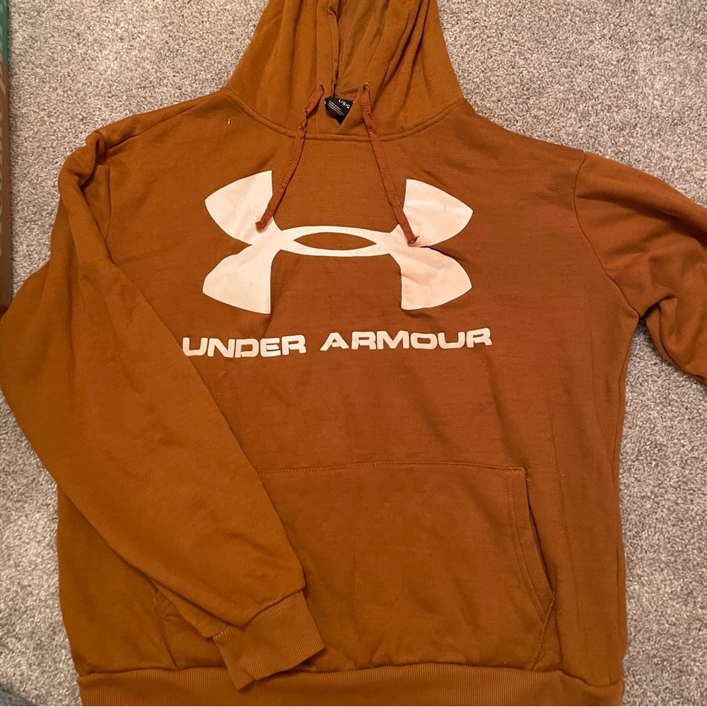 Large under armour hoodie